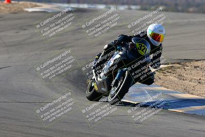 media/Jan-09-2022-SoCal Trackdays (Sun) [[2b1fec8404]]/Turns 9 and 8 (920am)/